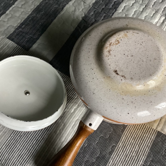 VINTAGE 70’S COLORFUL ENAMELED FONDUE POT - Picture 5 of 8